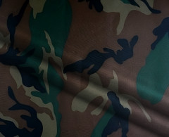 Ткань Оксфорд 240 D WR/PU 115+/-5гр.м2 рул 100м кмф (КМФ Цифра зеленая)