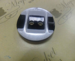 Пуговицы п/эстер М-1670 28L-18мм 