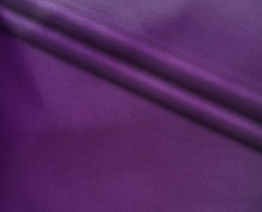 Ткань Оксфорд 220 D WR/PU 90+/-5гр.м2 рул 100м гладь (Черный) (Фиолетовый)